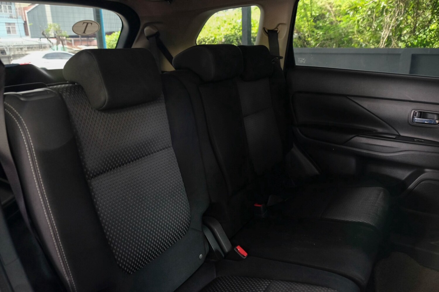 LINE_ALBUM_Mitsubishi Outlander 2.0 ปี2017 จด 2018 สีดำ auto_260806_12