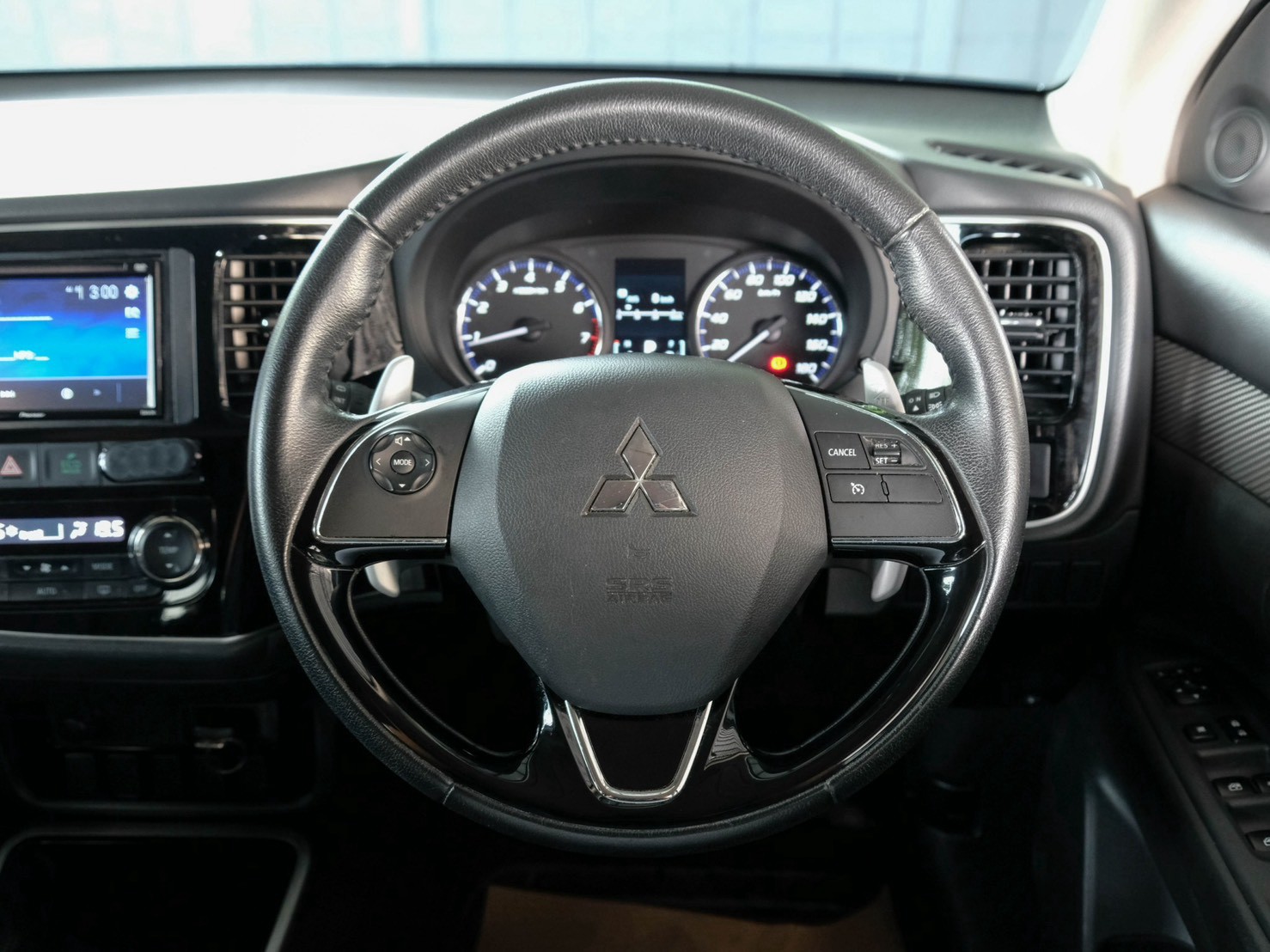 LINE_ALBUM_Mitsubishi Outlander 2.0 ปี2017 จด 2018 สีดำ auto_260806_15