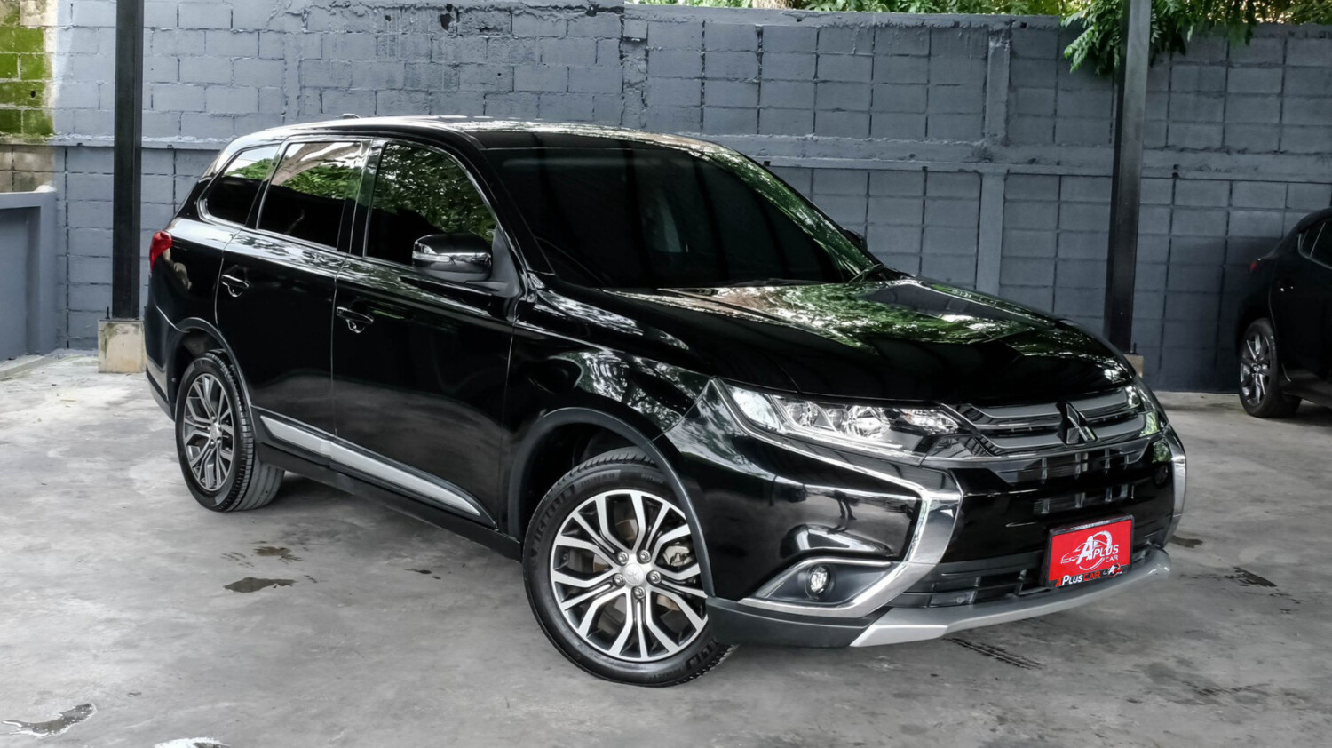 LINE_ALBUM_Mitsubishi Outlander 2.0 ปี2017 จด 2018 สีดำ auto_260806_3