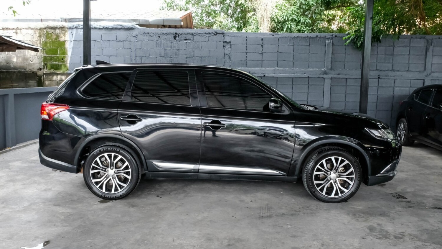LINE_ALBUM_Mitsubishi Outlander 2.0 ปี2017 จด 2018 สีดำ auto_260806_4