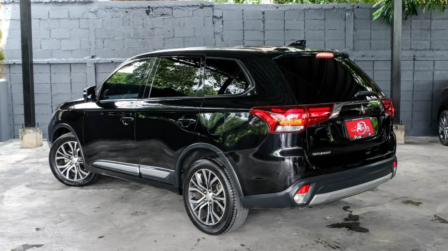 LINE_ALBUM_Mitsubishi Outlander 2.0 ปี2017 จด 2018 สีดำ auto_260806_6