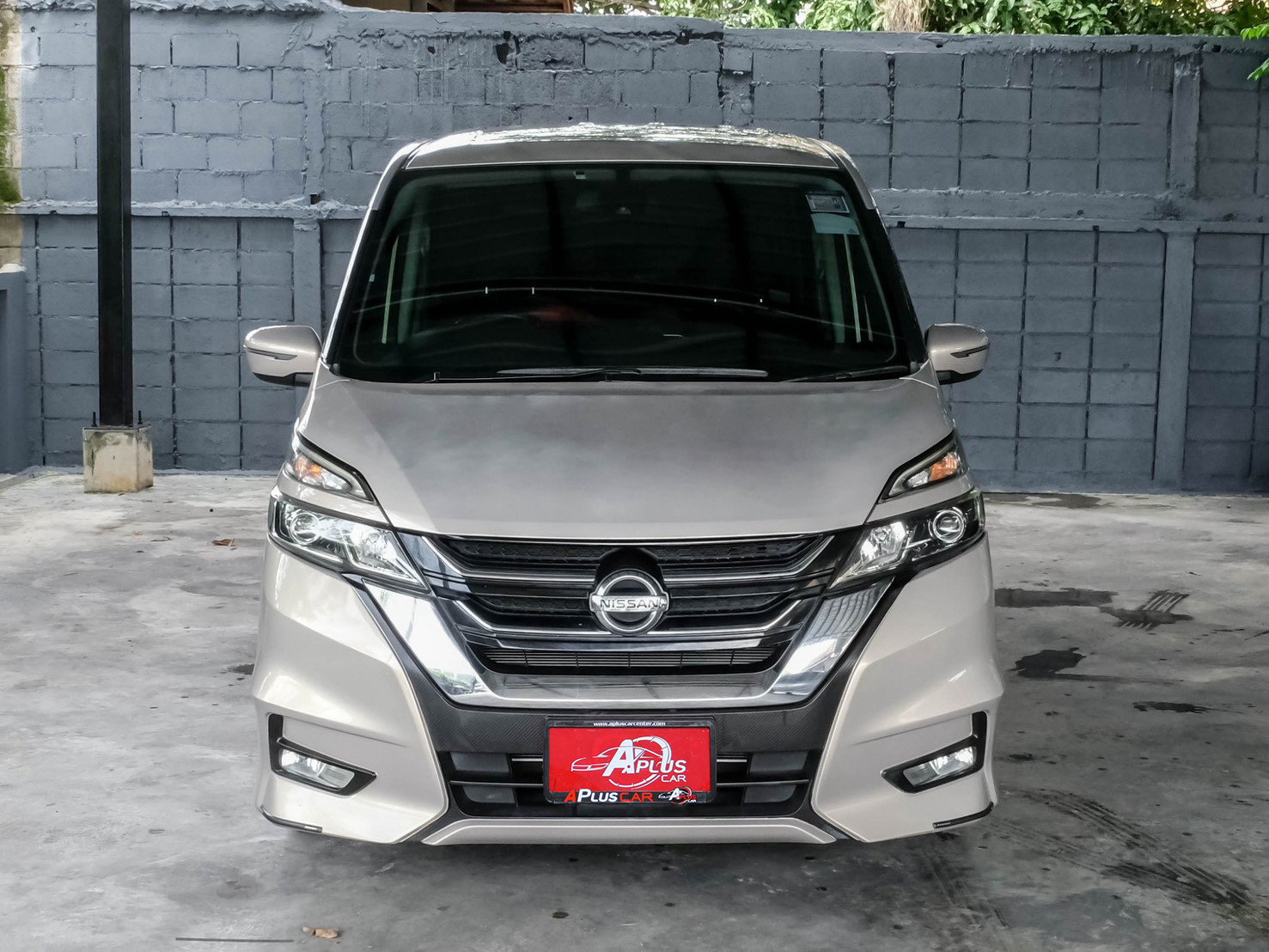 LINE_ALBUM_Nissan serena 2.0 hybrid highway สีเบจ ปี16 จด 17_260803_2
