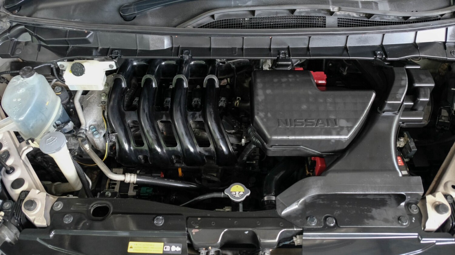 LINE_ALBUM_Nissan serena 2.0 hybrid highway สีเบจ ปี16 จด 17_260803_23