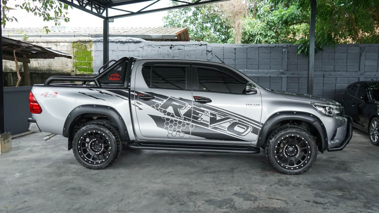 LINE_ALBUM_REVO 2.4 สี่ประตู 4wd ปี17 จด ปี18 mt สีบรอนซ์_260818_4
