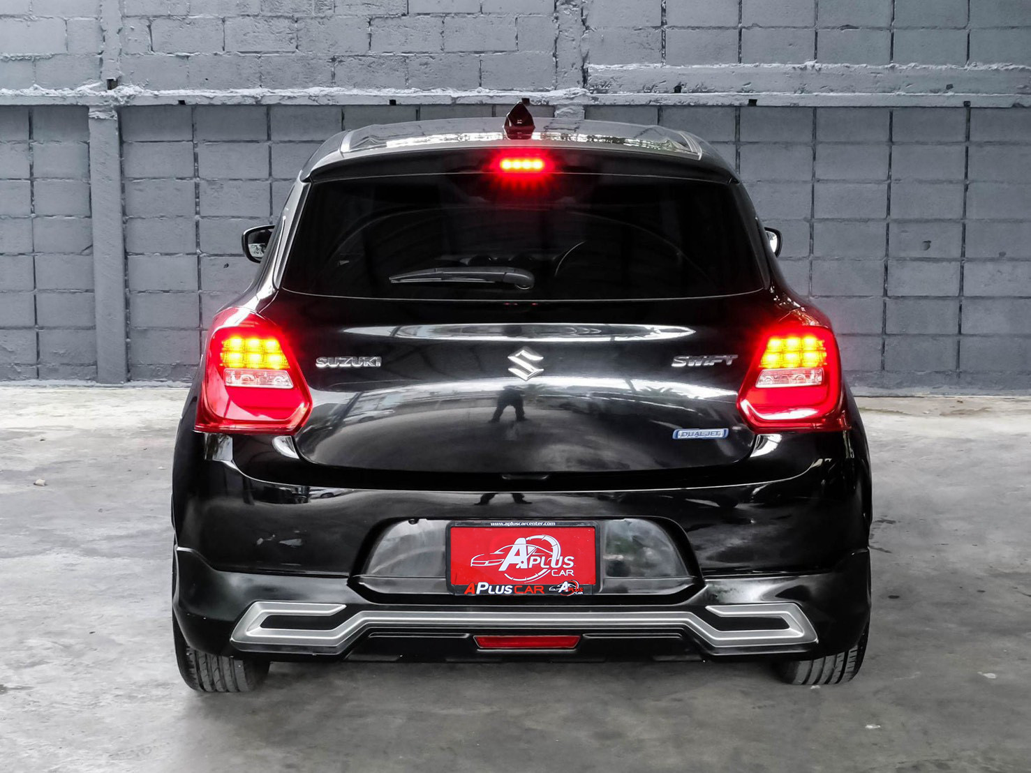 LINE_ALBUM_SUZUKI SWIFT 1.2 GL SPORT Edition ปี20 สีดำ auto_260806_7