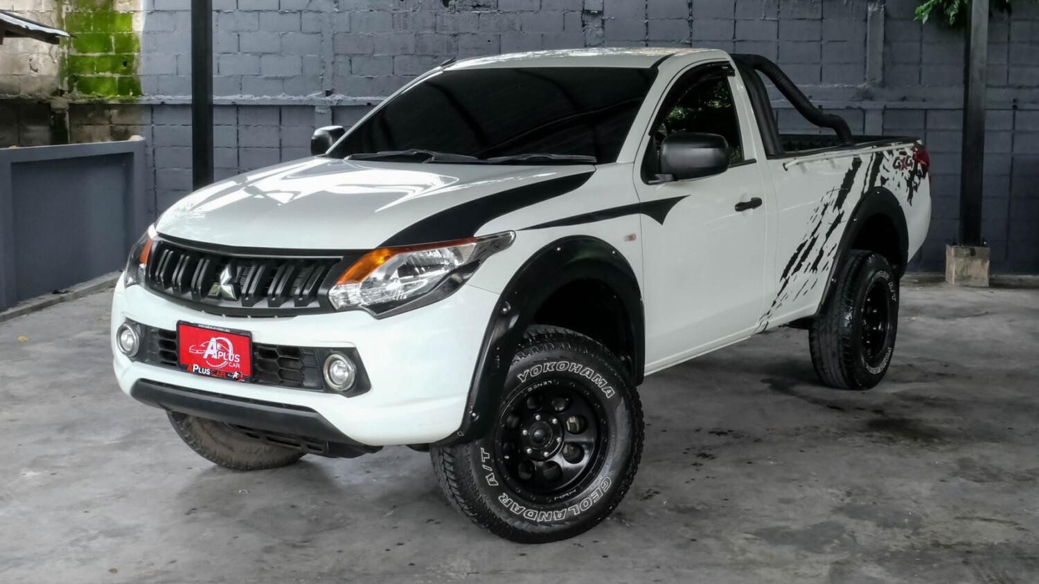 LINE_ALBUM_Triton 2.5 4wd ตอนเดียว เกียร์ ธรรมดา ปี2017 สีขาว_260815_1