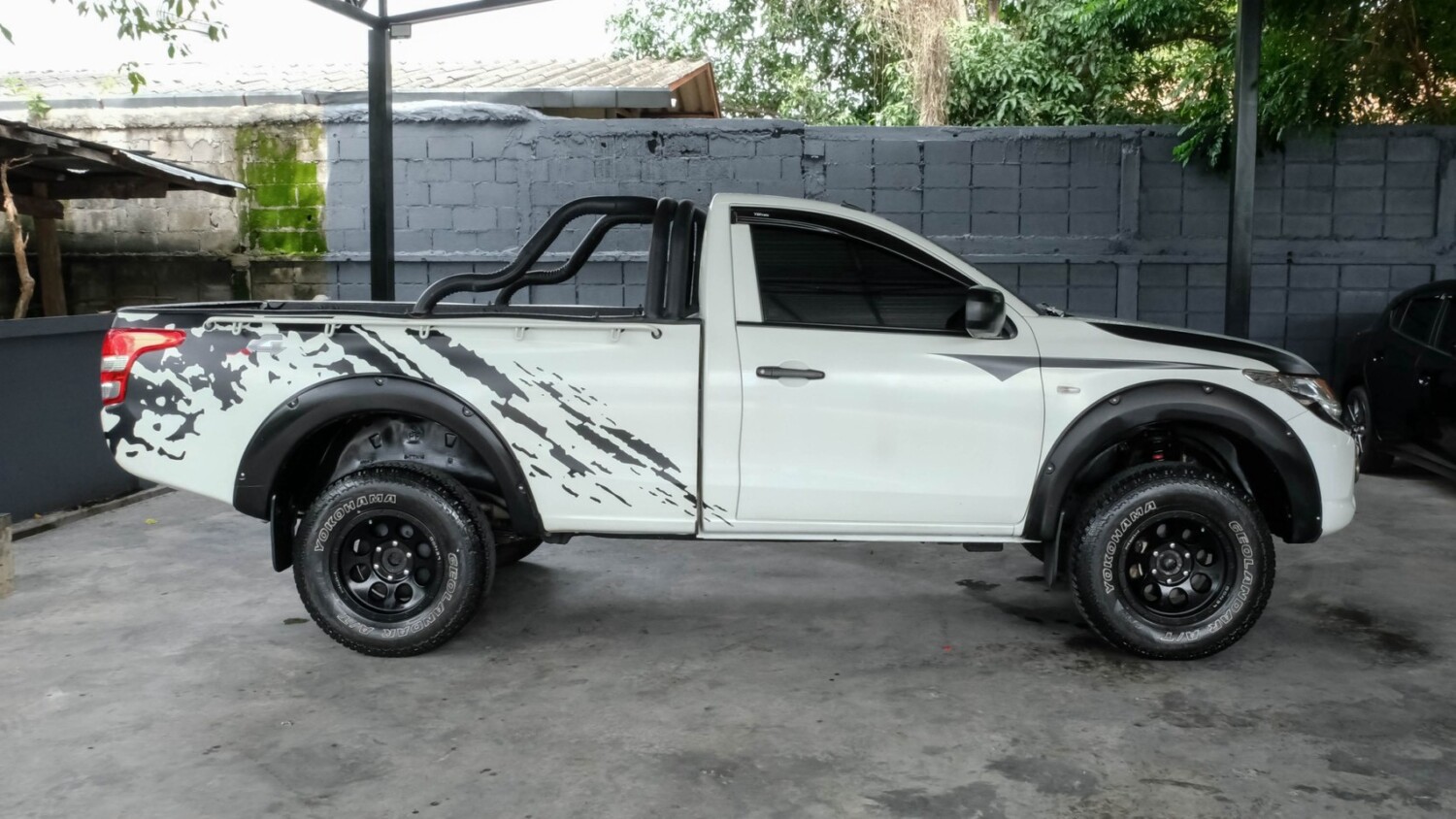 LINE_ALBUM_Triton 2.5 4wd ตอนเดียว เกียร์ ธรรมดา ปี2017 สีขาว_260815_4