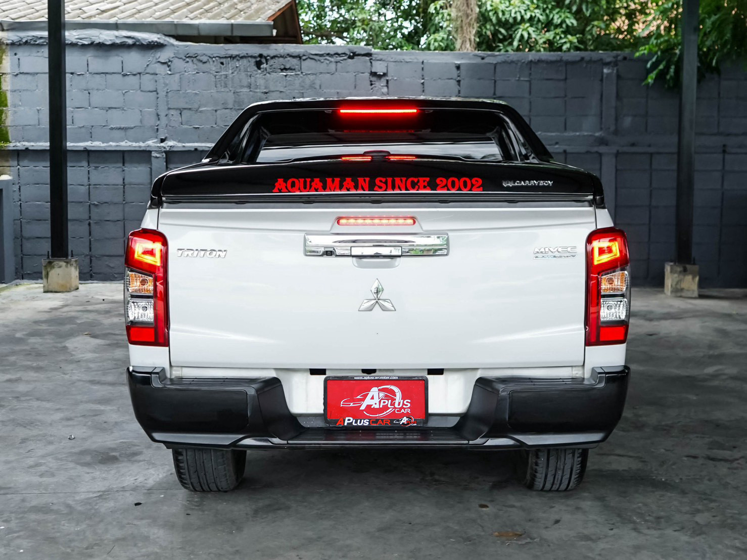 LINE_ALBUM_Triton 4dr ปี19 auto GT สีขาว ไมล์ 110,000km_260818_7