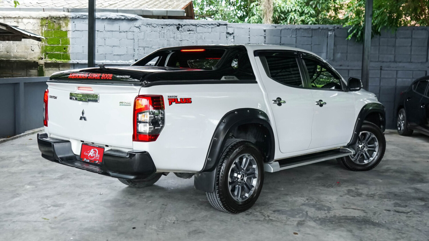 LINE_ALBUM_Triton 4dr ปี19 auto GT สีขาว ไมล์ 110,000km_260818_8