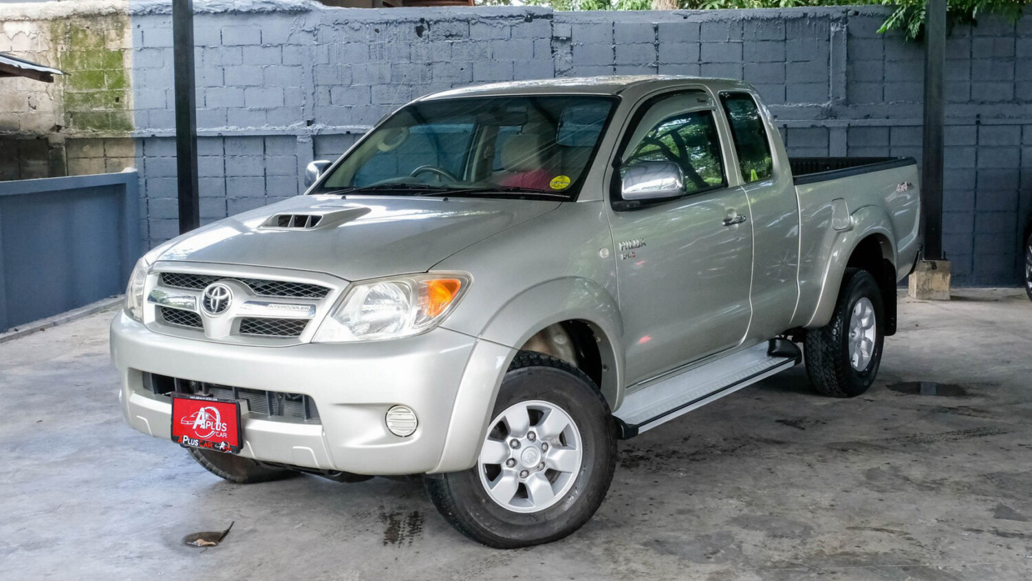 LINE_ALBUM_Vigo 2.5 E ปี2005 mt 4wd ไมล์ 39,000km สีบรอนซ์_260803_1