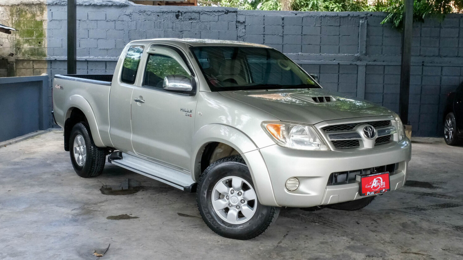 LINE_ALBUM_Vigo 2.5 E ปี2005 mt 4wd ไมล์ 39,000km สีบรอนซ์_260803_3