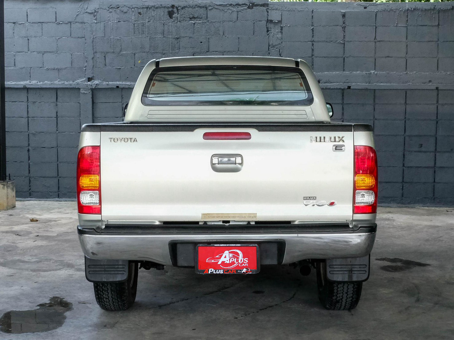 LINE_ALBUM_Vigo 2.5 E ปี2005 mt 4wd ไมล์ 39,000km สีบรอนซ์_260803_7