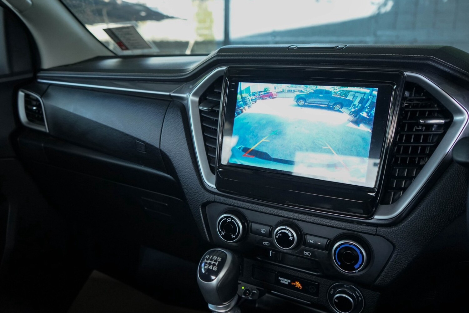 LINE_ALBUM_DMAX CAB ปี21 จด ปี22 สีบรอนซ์ 3.0 4WD เกียร์ Mt_260926_18