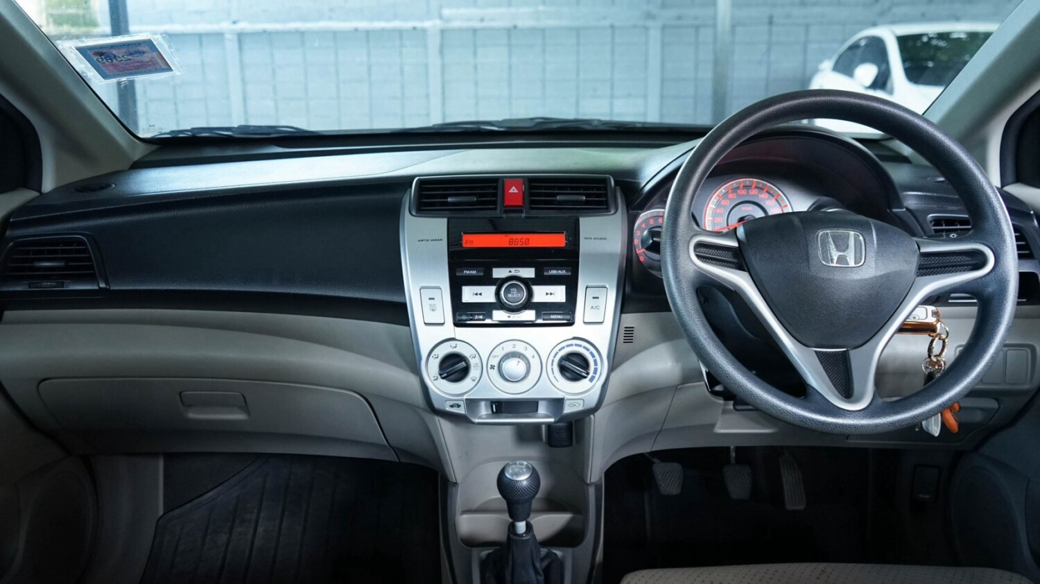 LINE_ALBUM_Honda city 1.5 s ปี09 สีเทา เกียร์ ธรรมดา รถเทิร์น_260926_11