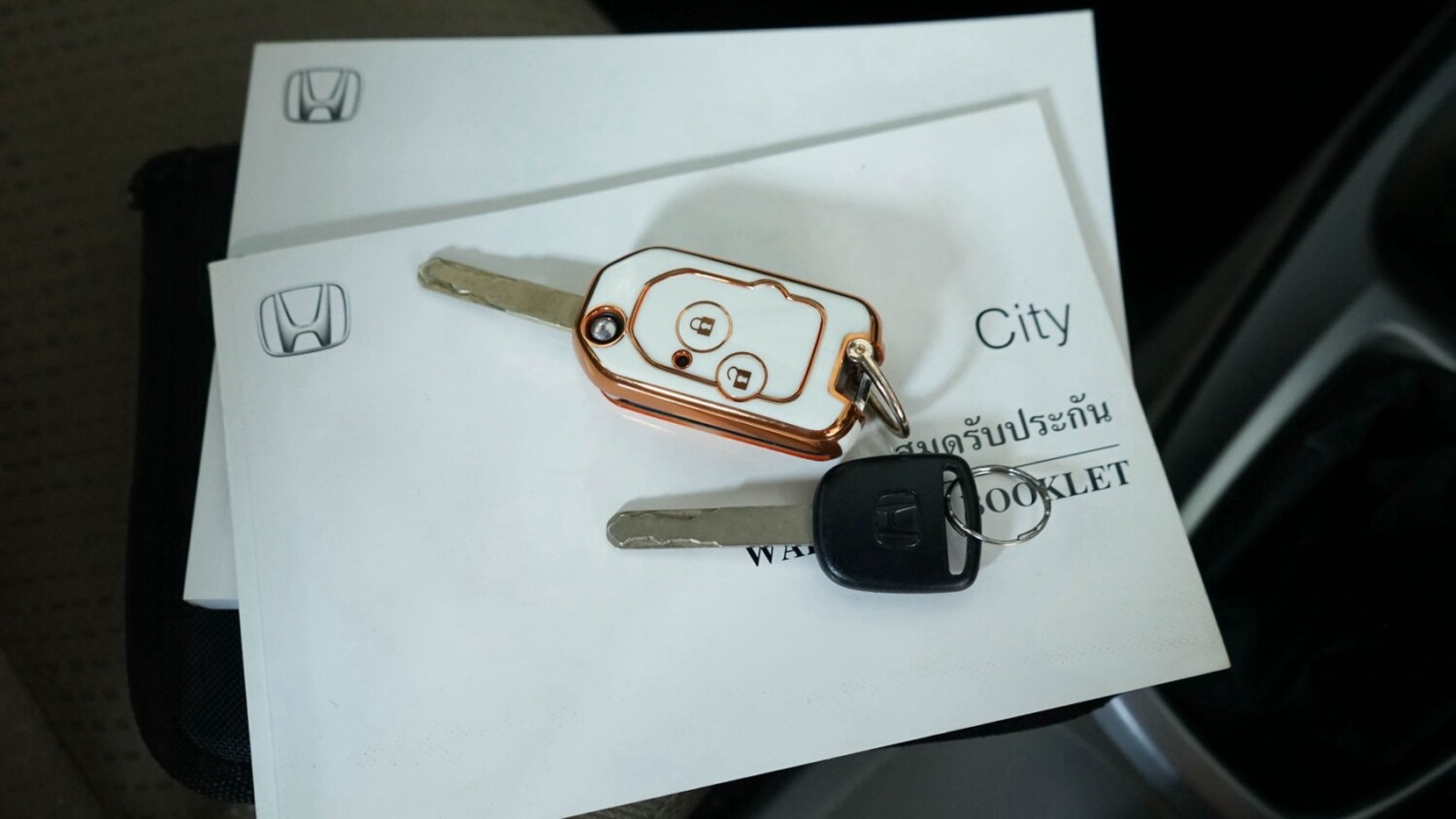 LINE_ALBUM_Honda city 1.5 s ปี09 สีเทา เกียร์ ธรรมดา รถเทิร์น_260926_16