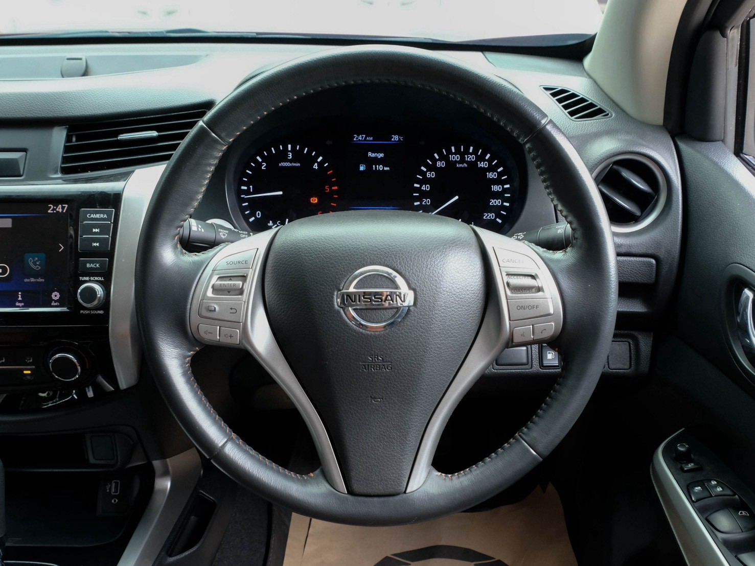 LINE_ALBUM_Nissan navara black edition ปี20 จด 21 สีแดง auto_260902_12