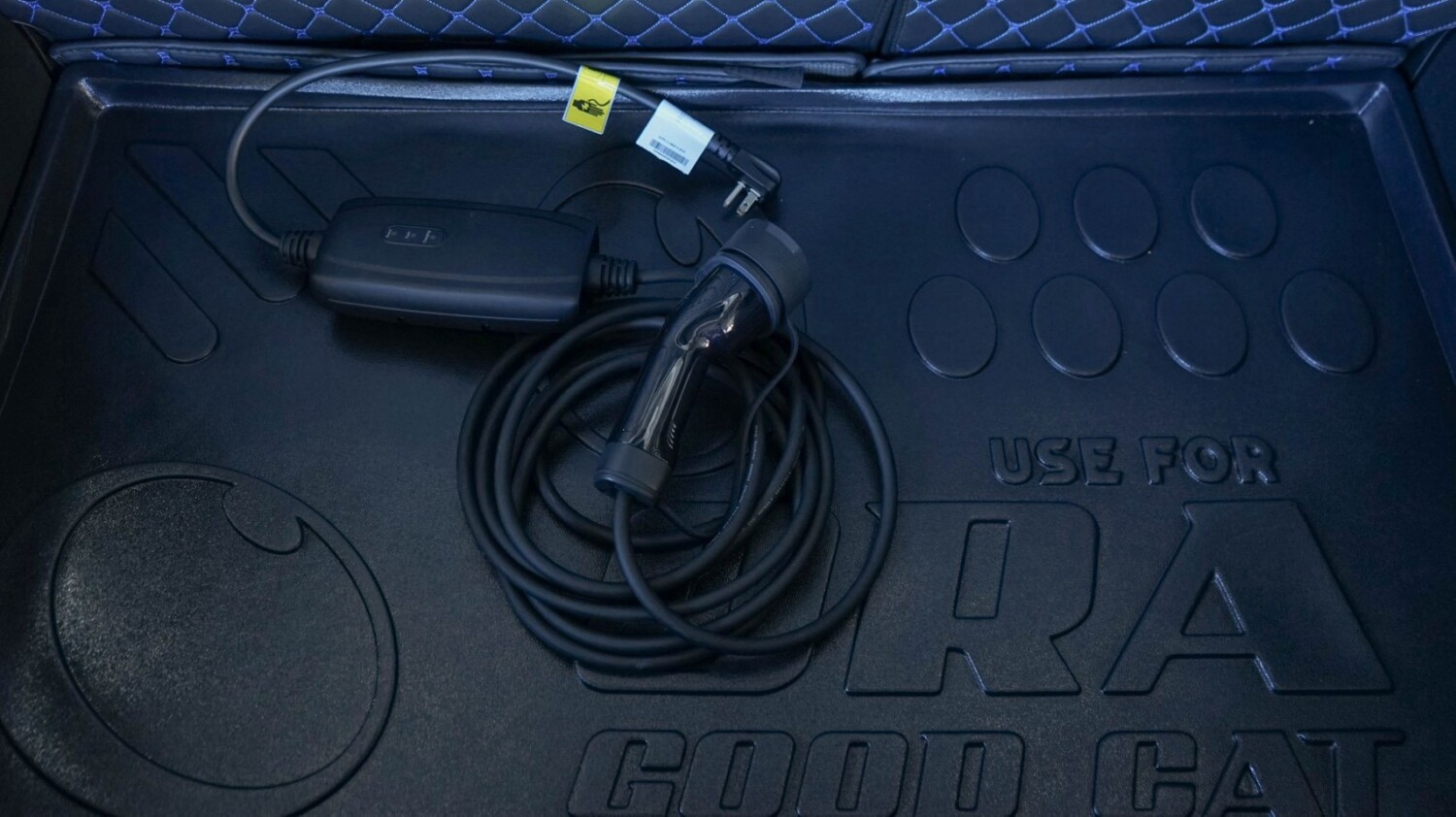 LINE_ALBUM_ORA GOOD CAT ปี2023 สีขาว 400pro ไมล์25000km_260926_22