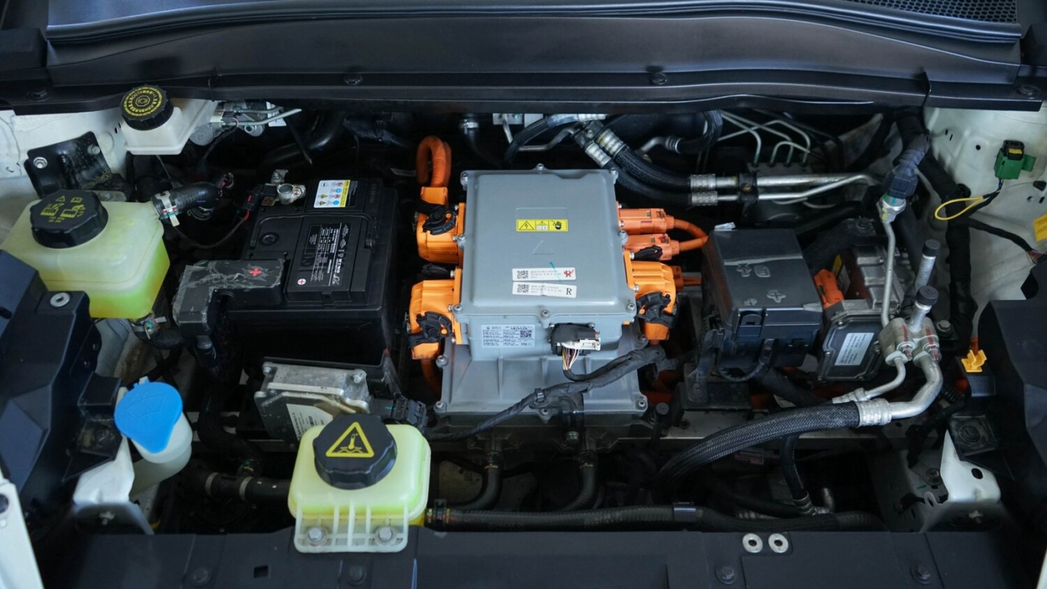 LINE_ALBUM_ORA GOOD CAT ปี2023 สีขาว 400pro ไมล์25000km_260926_23