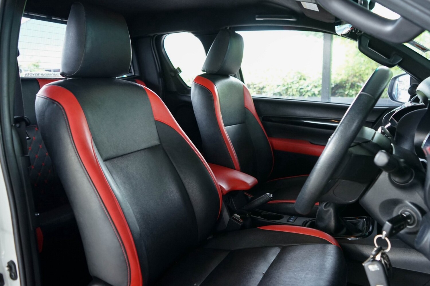 LINE_ALBUM_REVO ROCCO 2.8 CAB 4WD ปี2019(แท้) 80,000km สีขาว_260902_16