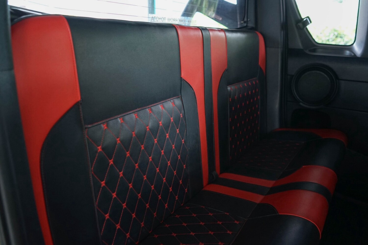 LINE_ALBUM_REVO ROCCO 2.8 CAB 4WD ปี2019(แท้) 80,000km สีขาว_260902_17
