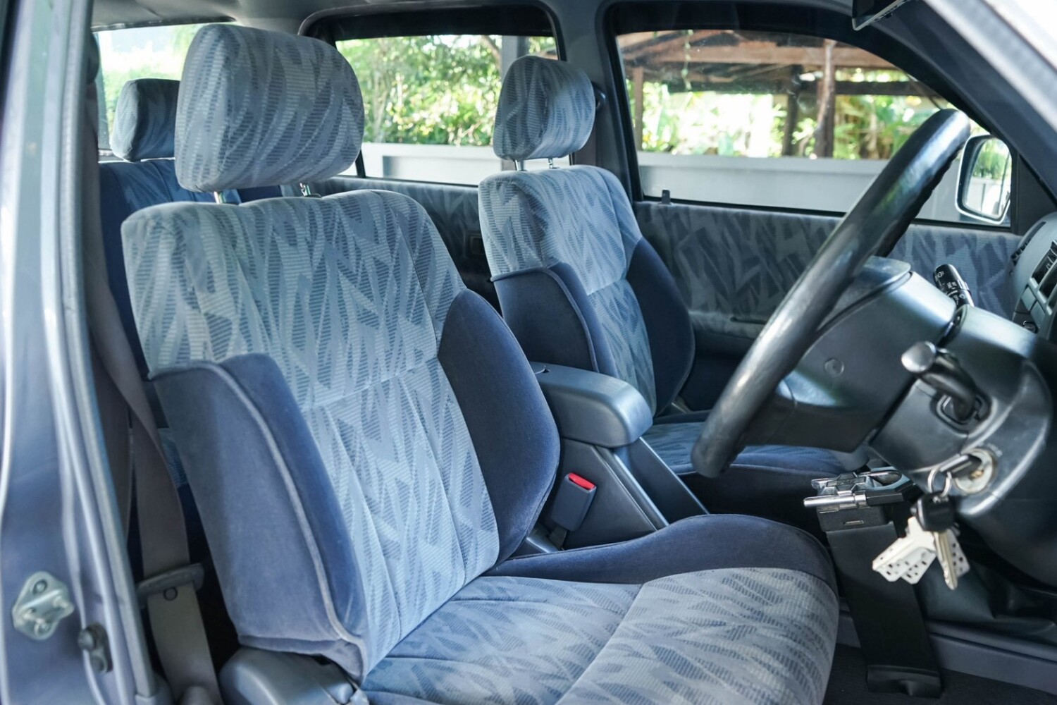 LINE_ALBUM_TOYOTA HILUX SPORT RIDER ปี1999 สีบรอนซ์ MT 4WD_260915_10