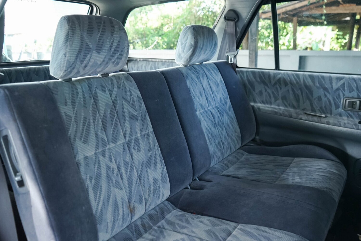 LINE_ALBUM_TOYOTA HILUX SPORT RIDER ปี1999 สีบรอนซ์ MT 4WD_260915_11