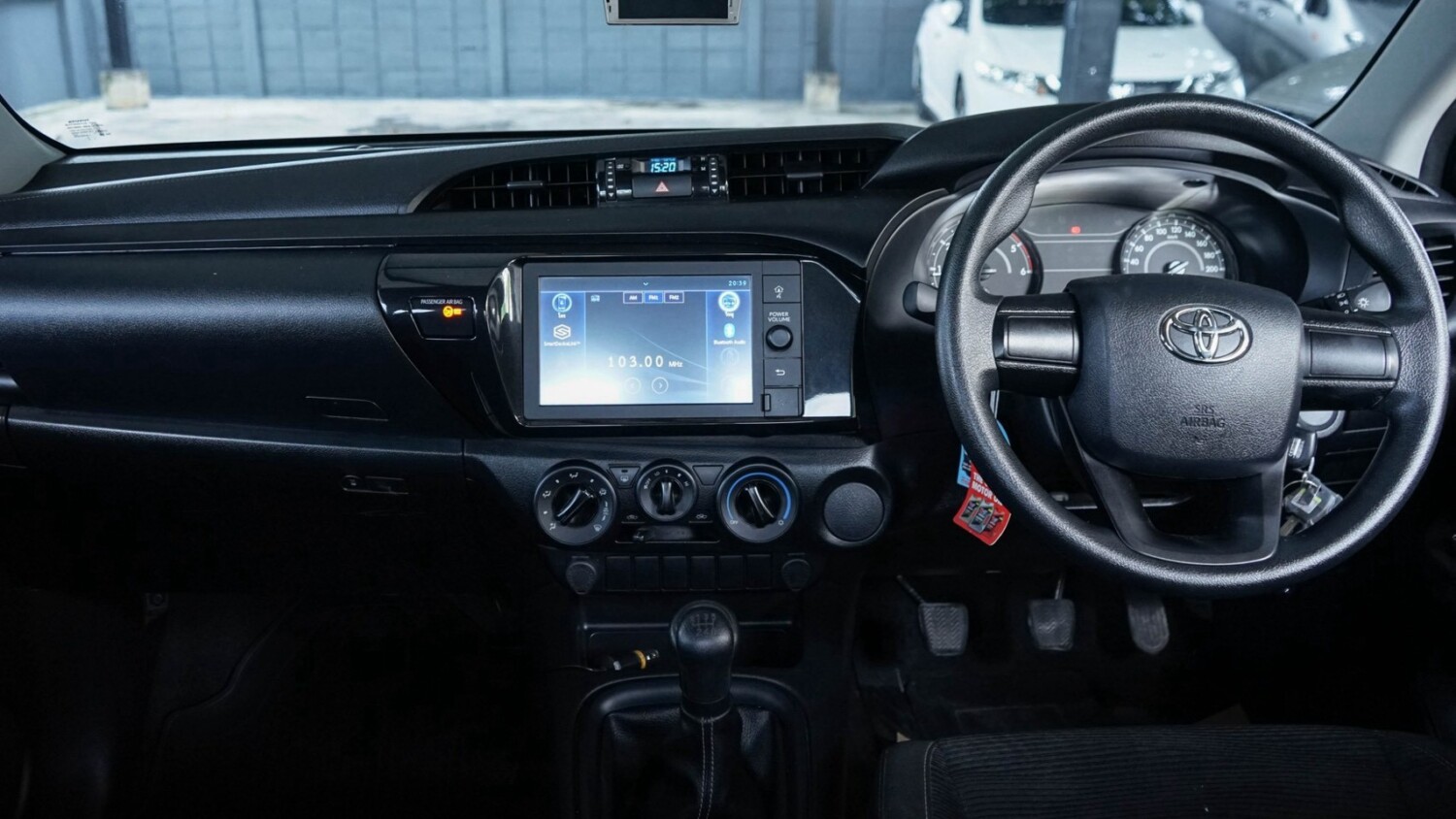 LINE_ALBUM_TOYOTA REVO Z EDITION CAB ปี22(แท้) สีบรอนซ์ mt_260915_12