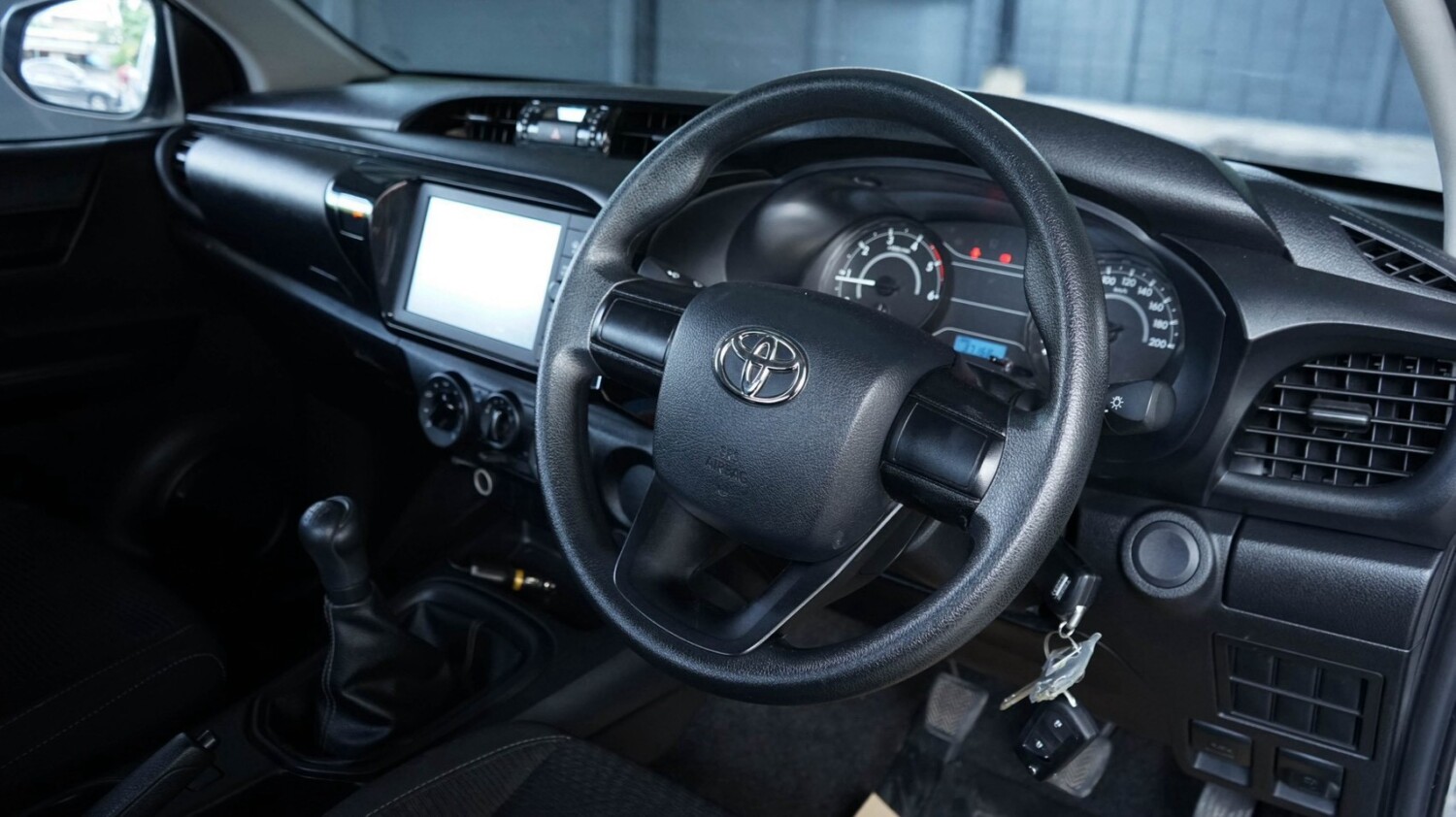 LINE_ALBUM_TOYOTA REVO Z EDITION CAB ปี22(แท้) สีบรอนซ์ mt_260915_9