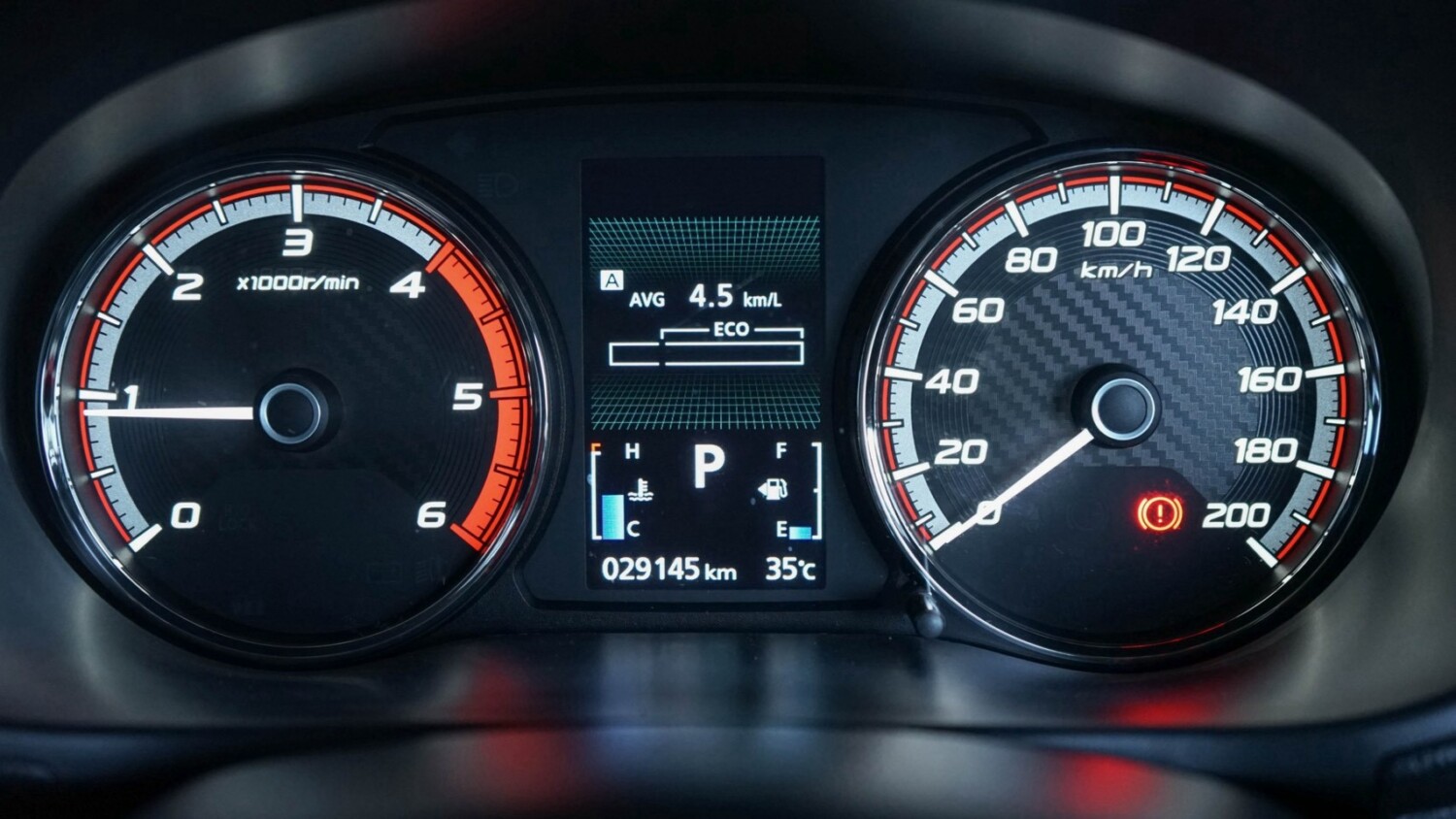 LINE_ALBUM_Triton2.4 4dr ปี19 จด ปี20 สีเทา เกียร์ at 29000km_260928_16