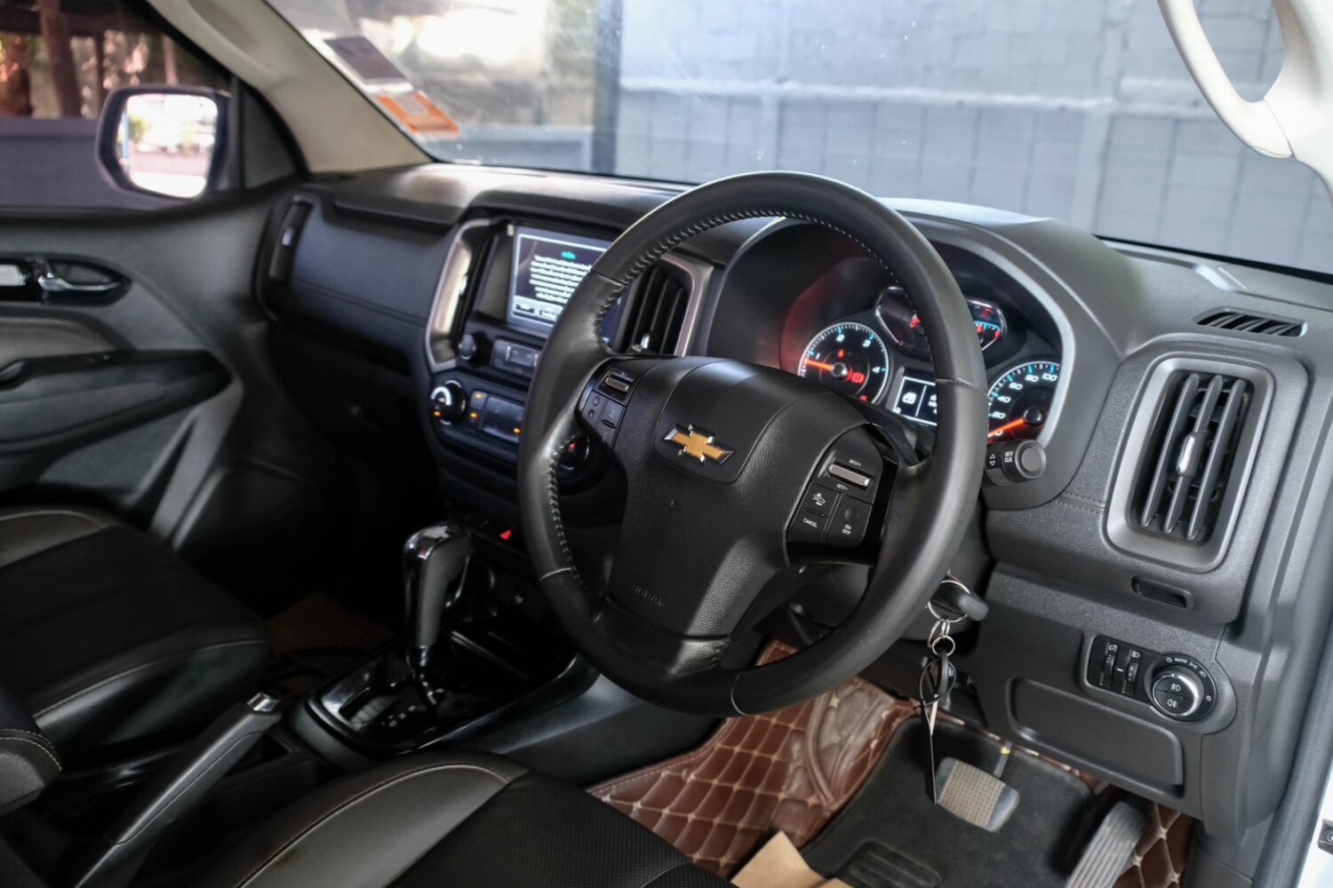 LINE_ALBUM_Chevrolet trailblazer 2.5 ltz ปี19(แท้) สีขาว AUTO_261012_10