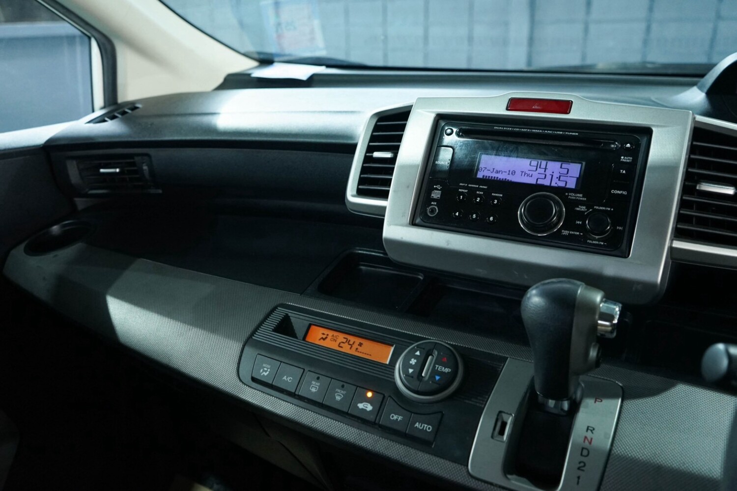 LINE_ALBUM_HONDA FREED 1.5 ปี11 จด ปี12 สีขาว ตัวSE_261008_16