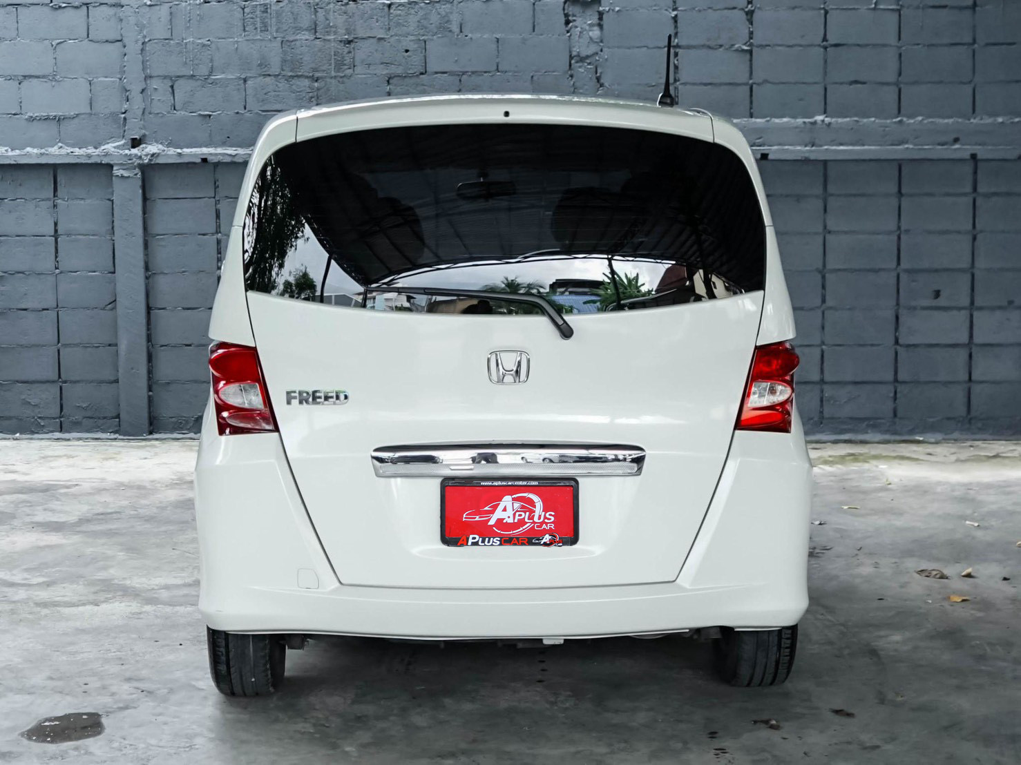 LINE_ALBUM_HONDA FREED 1.5 ปี11 จด ปี12 สีขาว ตัวSE_261008_7