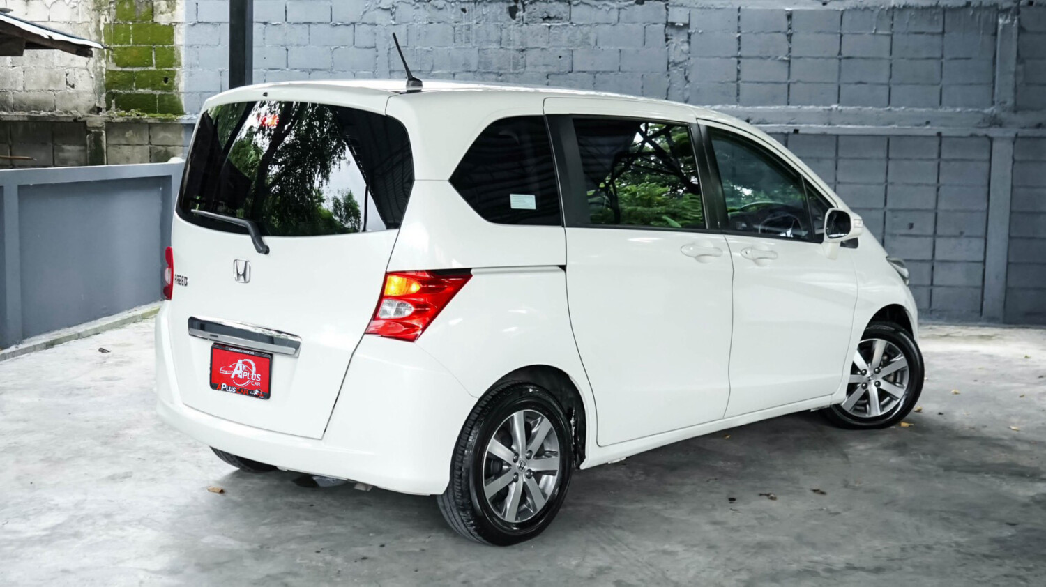 LINE_ALBUM_HONDA FREED 1.5 ปี11 จด ปี12 สีขาว ตัวSE_261008_8