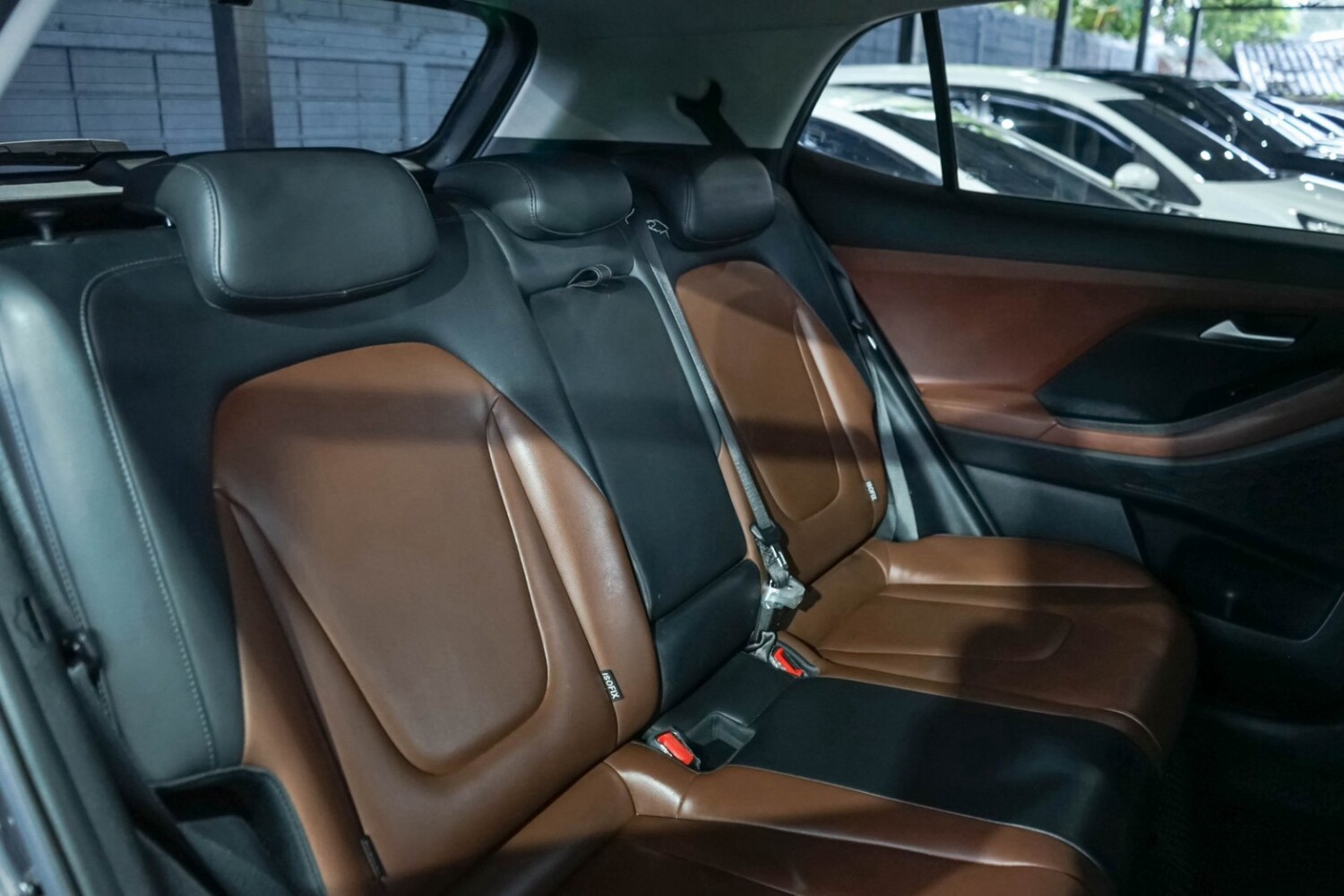 LINE_ALBUM_Hyundai creta 1.5 Sel top ปี22 จด ปี23 สีเทา auto_261008_14