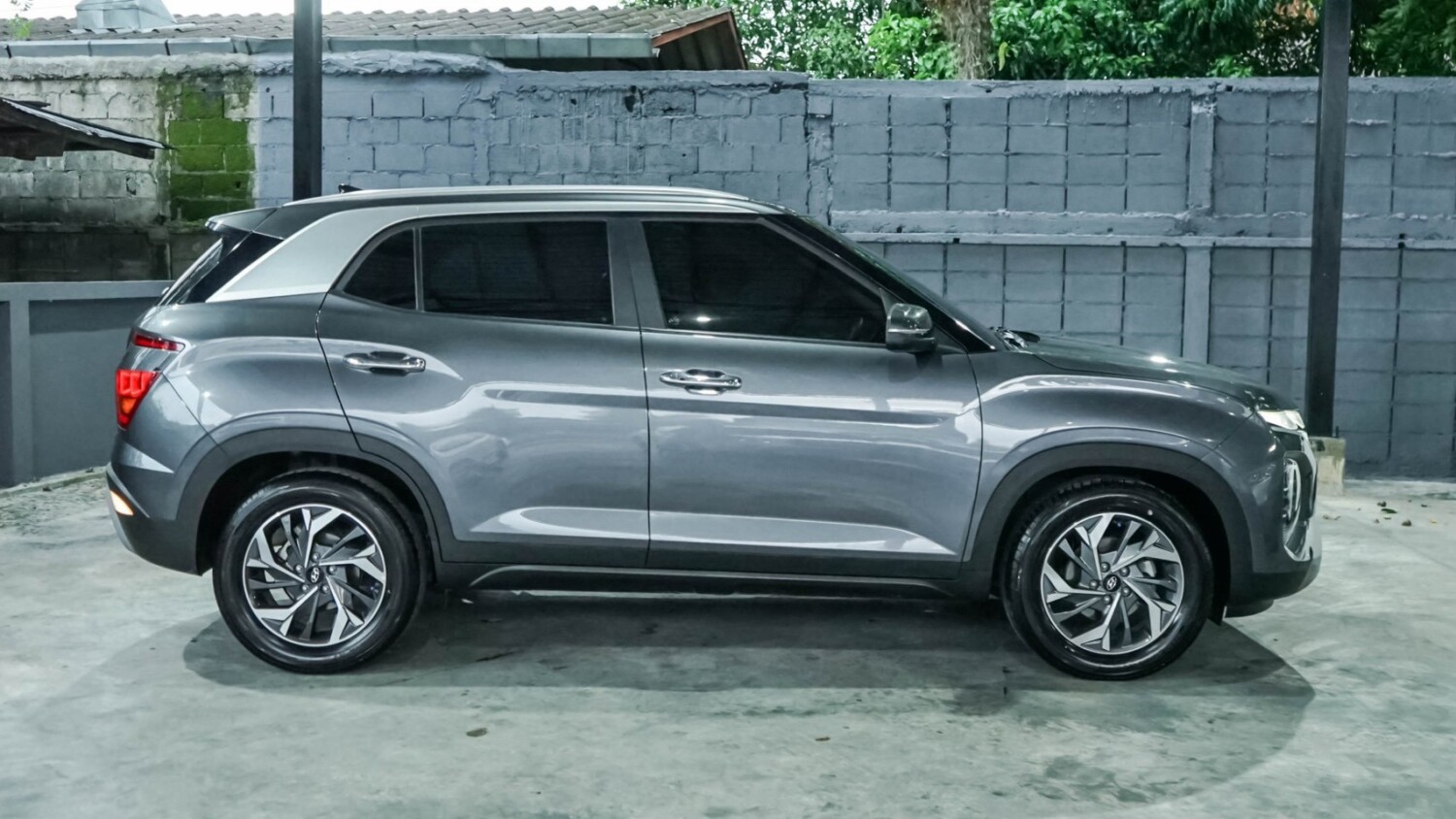LINE_ALBUM_Hyundai creta 1.5 Sel top ปี22 จด ปี23 สีเทา auto_261008_6