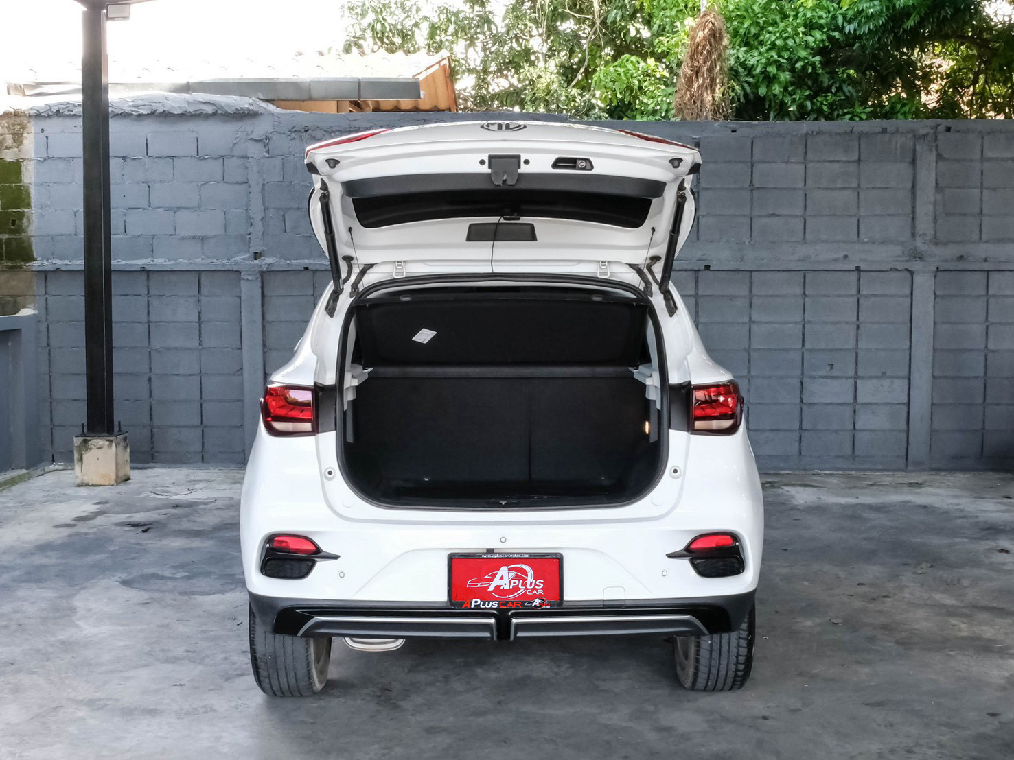 LINE_ALBUM_MG VS 1.5 HEV ปี23(แท้) ตัวD สีขาว ไมล์57,000km_261008_9