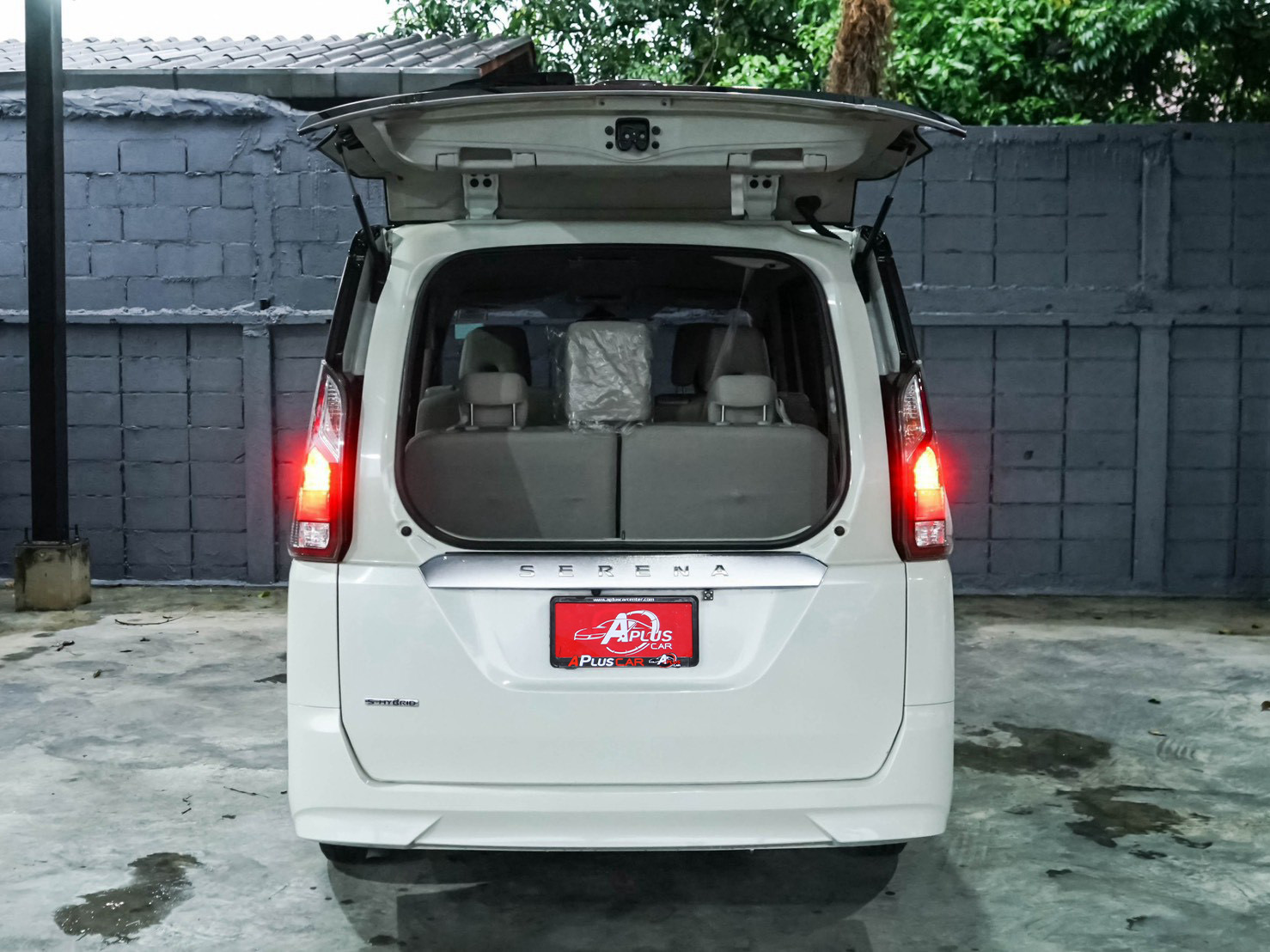 LINE_ALBUM_NISSAN SERENA 2.0 S HYBRID ปี2018 จด ปี2019 สีขาว_261008_10