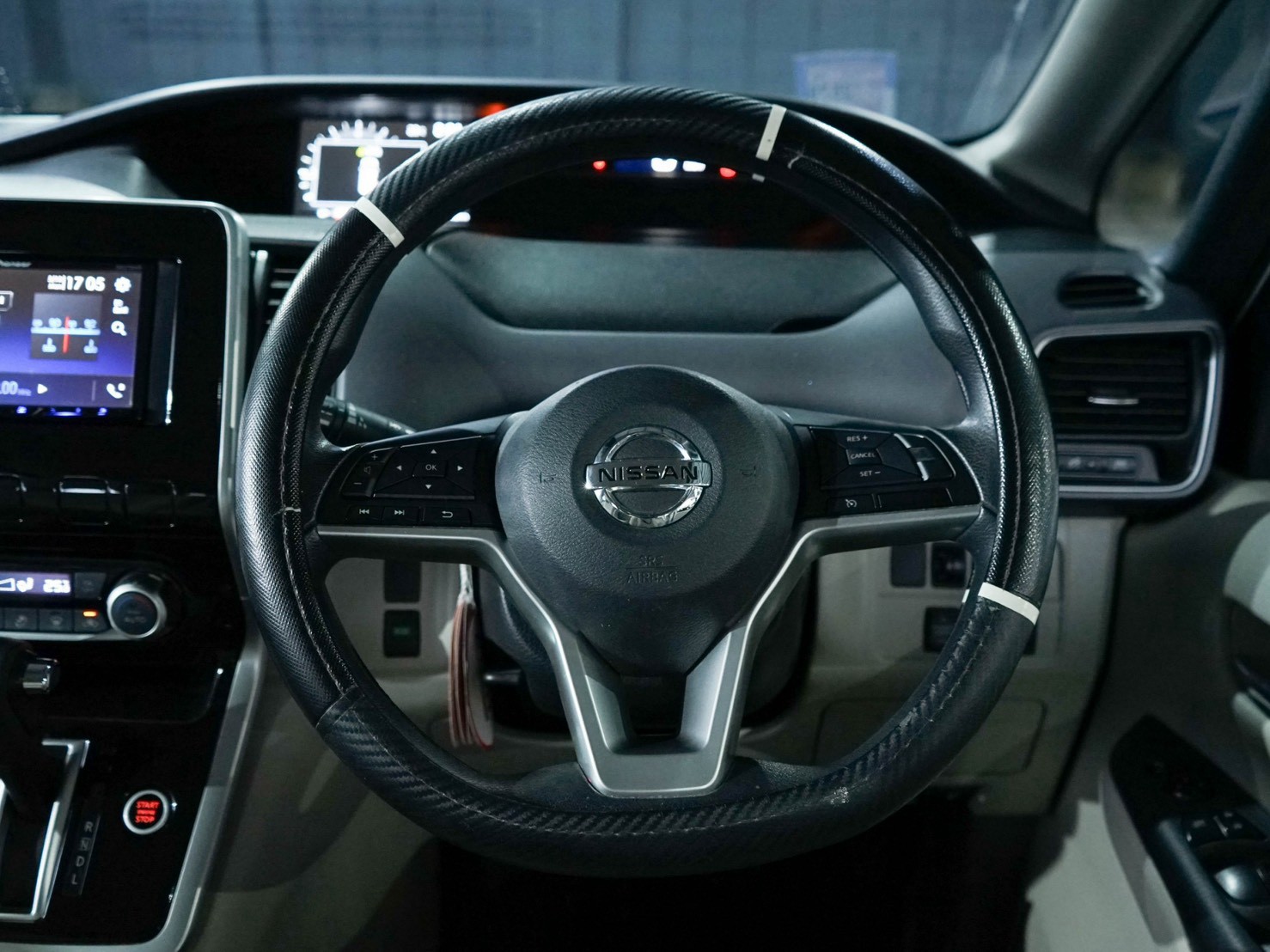 LINE_ALBUM_NISSAN SERENA 2.0 S HYBRID ปี2018 จด ปี2019 สีขาว_261008_18