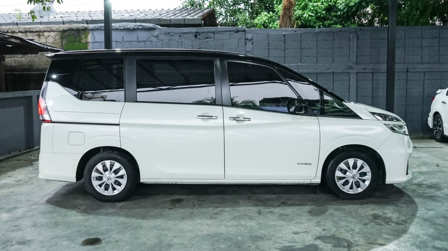 LINE_ALBUM_NISSAN SERENA 2.0 S HYBRID ปี2018 จด ปี2019 สีขาว_261008_4
