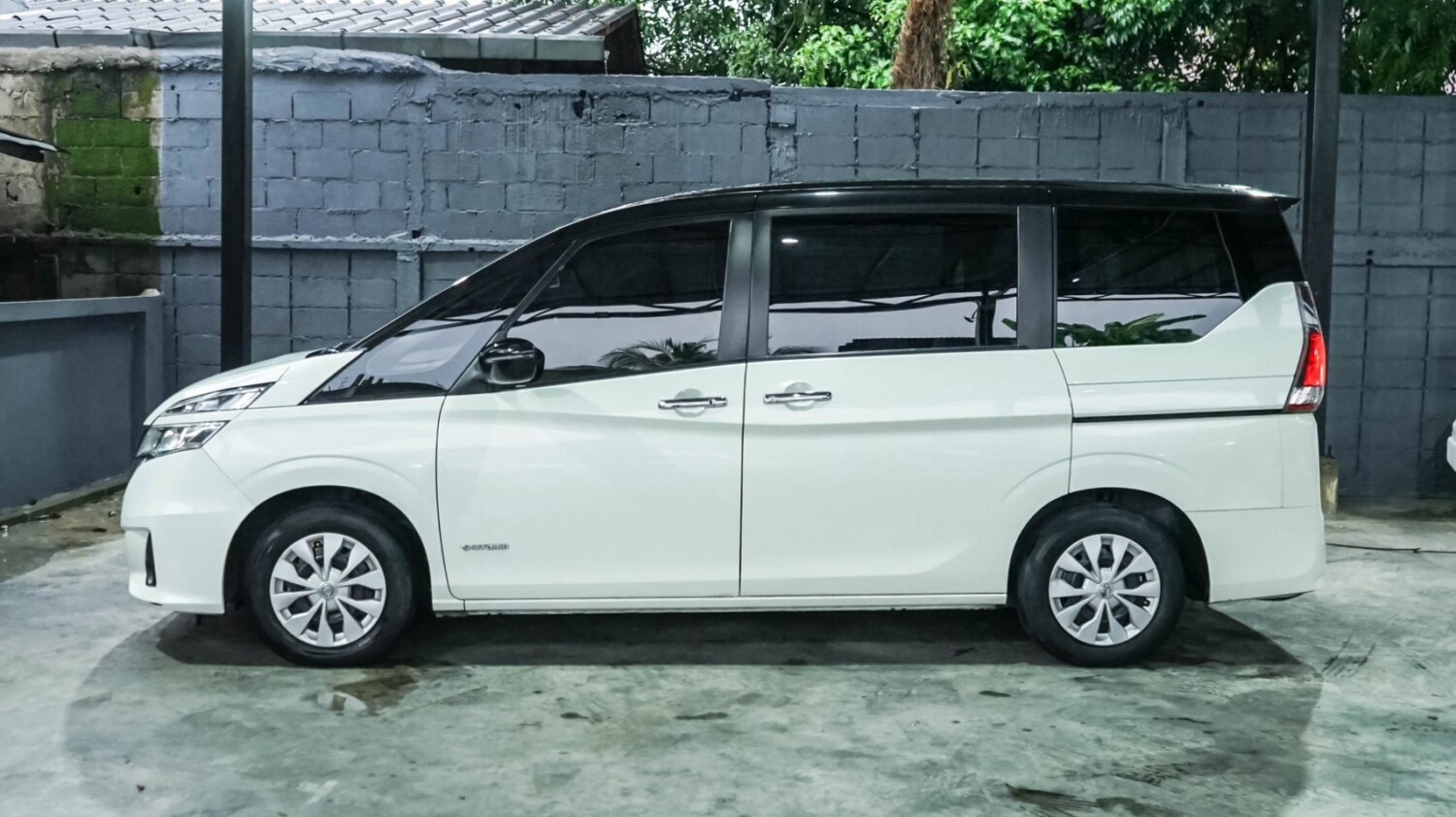 LINE_ALBUM_NISSAN SERENA 2.0 S HYBRID ปี2018 จด ปี2019 สีขาว_261008_5