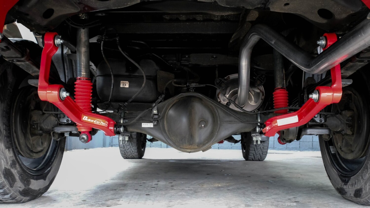 LINE_ALBUM_Revo rocco 2.4 ปี24 4wd auto สีขาว ไมล์ 39,000km_260815_28