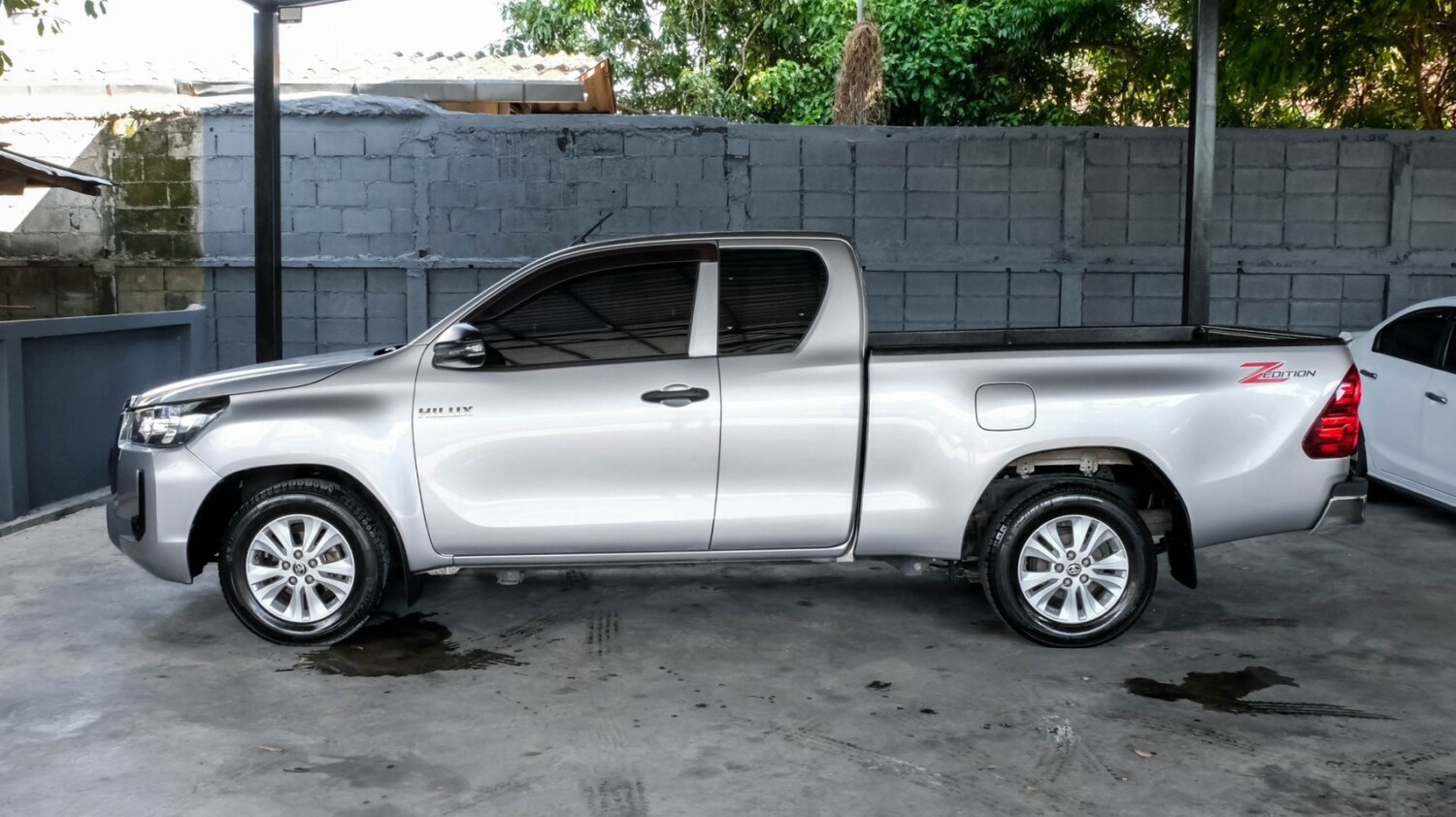 LINE_ALBUM_TOYOTA REVO CAB ปี22 สีเทา ไมล์ 30,000km z edition_261023_5