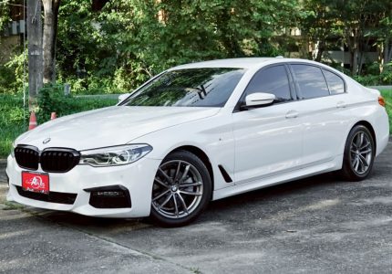 LINE_ALBUM_BMW 520D M SPORT ปี2019 สีขาว_250830_22
