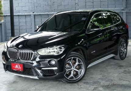 LINE_ALBUM_BMW X1 sDrive18i xLine ปี17 จด 18 (เบนซิน) สีดำ_260826_1