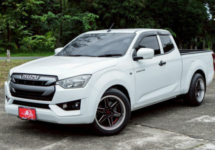 LINE_ALBUM_DMAX ปี20 S CAB สีขาว 1.9_250804_19