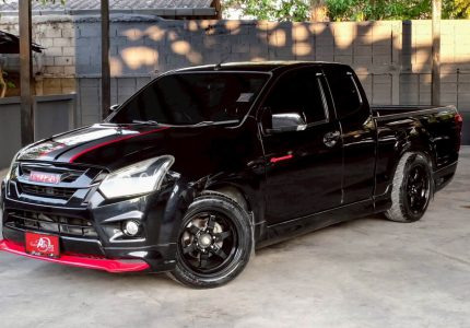 LINE_ALBUM_Dmax x-series 1.9 z สีดำ ปี17 cab เกียร์ ธรรมดา_260324_1