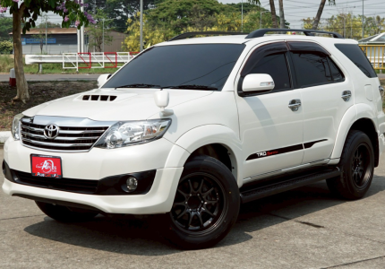 LINE_ALBUM_Fortuner 3.0 V ปี2014 ขับ2 สีขาว_250411_22