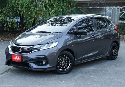LINE_ALBUM_HONDA JAZZ 1.5 RS ปี2019 สีเทา_250215_21