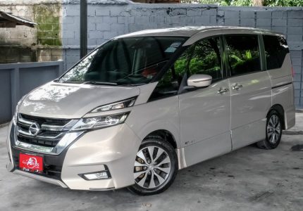 LINE_ALBUM_Nissan serena 2.0 hybrid highway สีเบจ ปี16 จด 17_260803_1