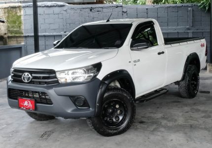 LINE_ALBUM_Revo 2.8 4wd ปี18(แท้) สีขาว เกียร์ ธรรมดา โฟร์วิล_260722_1